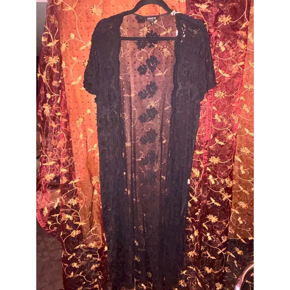 Torrid Black Lace Floral Kimono Duster Long Sleeve Open Front Cardigan